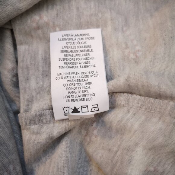 Reitmans Ladies V-neck 1/4 Button Closure Sleep Shirt - Picture 6 of 9